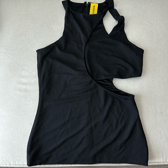 Top - Picture 1 of 8